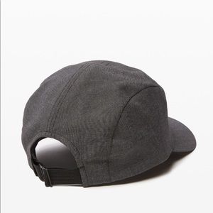 Lululemon daily motion hat NWT